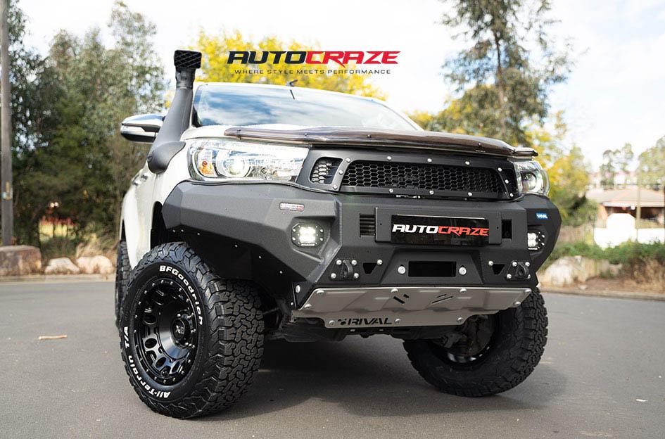 TOYOTA HILUX 4WD HOLESHOT XD SATIN BLACK